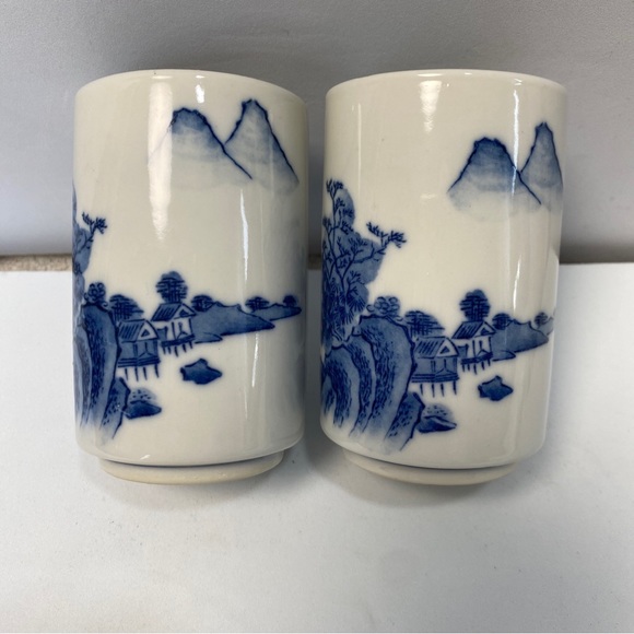 2 Vintage Hand Painted Saki Glasses Blue on White Asian Landscape OMC Otagiri - Picture 9 of 14